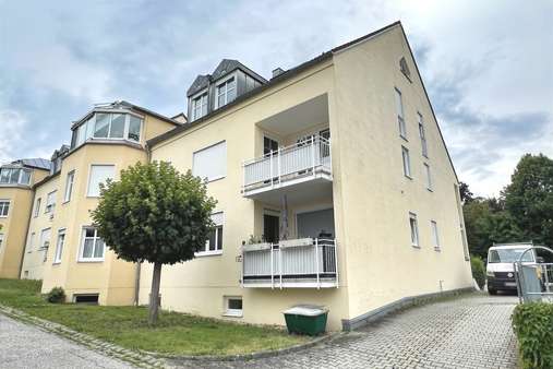 Außen - Ostansicht - Etagenwohnung in 94424 Arnstorf mit 58m² kaufen