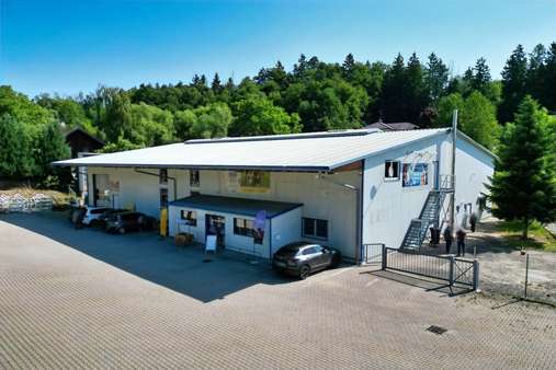 Außenansicht Außenansicht - Einkaufszentrum in 84347 Pfarrkirchen mit 1600m² kaufen