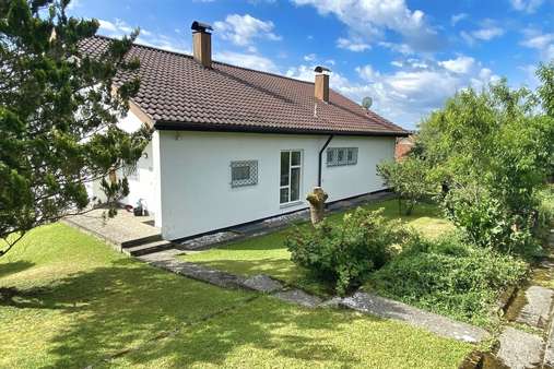 Außenansicht - Einfamilienhaus in 84371 Triftern mit 167m² kaufen