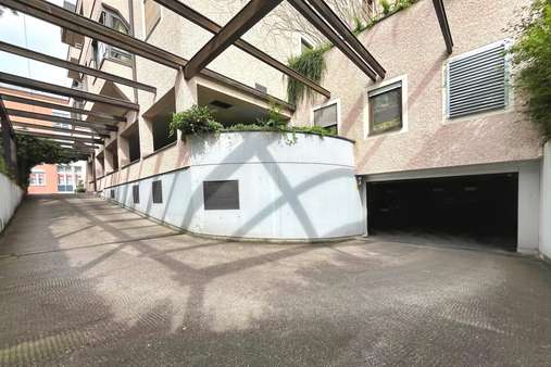Zufahrt - Parkhaus in 84347 Pfarrkirchen mit 320m² kaufen
