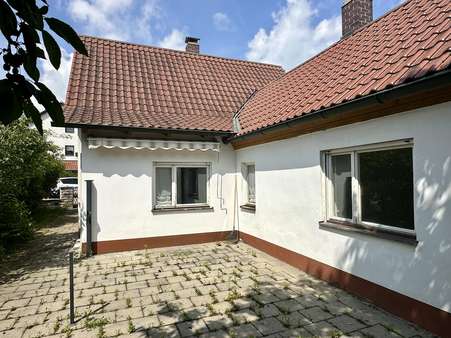 Wohngebäude - Einfamilienhaus in 93057 Regensburg mit 90m² kaufen