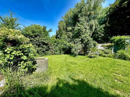 Garten Garten - Mehrfamilienhaus in 93059 Regensburg mit 195m² kaufen