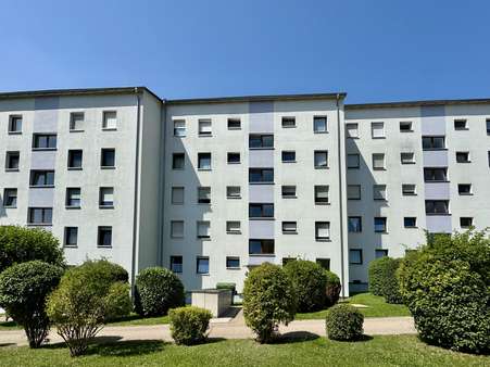 Hausansicht Hausansicht - Erdgeschosswohnung in 93138 Lappersdorf mit 60m² kaufen