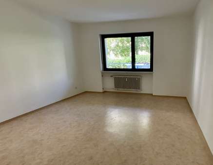 Schlafzimmer - Erdgeschosswohnung in 93138 Lappersdorf mit 60m² kaufen