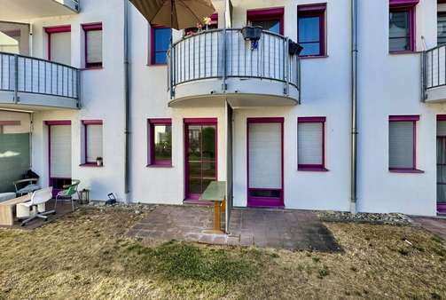 Kleine Terrasse Kleine Terrasse - Erdgeschosswohnung in 93053 Regensburg mit 21m² kaufen