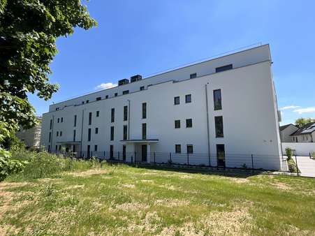 44790641-Hausansicht - Etagenwohnung in 93059 Regensburg mit 83m² kaufen