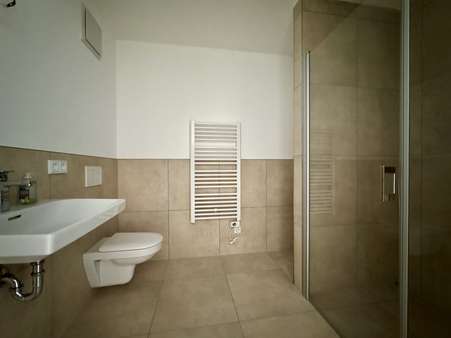 Bad - Etagenwohnung in 93059 Regensburg mit 83m² kaufen