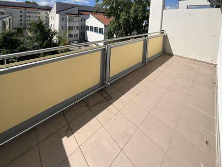Balkon Balkon - Etagenwohnung in 93049 Regensburg mit 65m² kaufen