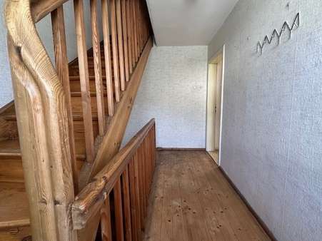Treppenhaus Treppenhaus - Reihenmittelhaus in 93057 Regensburg mit 120m² kaufen