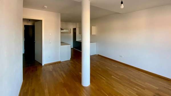 Küche / Wohnzimmer - Etagenwohnung in 93133 Burglengenfeld mit 58m² kaufen