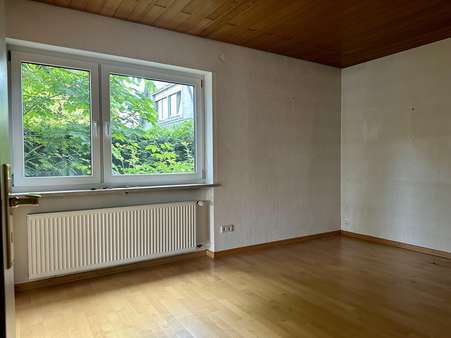 Zimmer - Erdgeschosswohnung in 93197 Zeitlarn mit 121m² kaufen