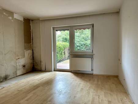 Zimmer - Erdgeschosswohnung in 93197 Zeitlarn mit 121m² kaufen