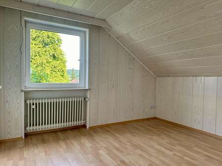 Zimmer 3 - Dachgeschosswohnung in 93197 Zeitlarn mit 68m² kaufen