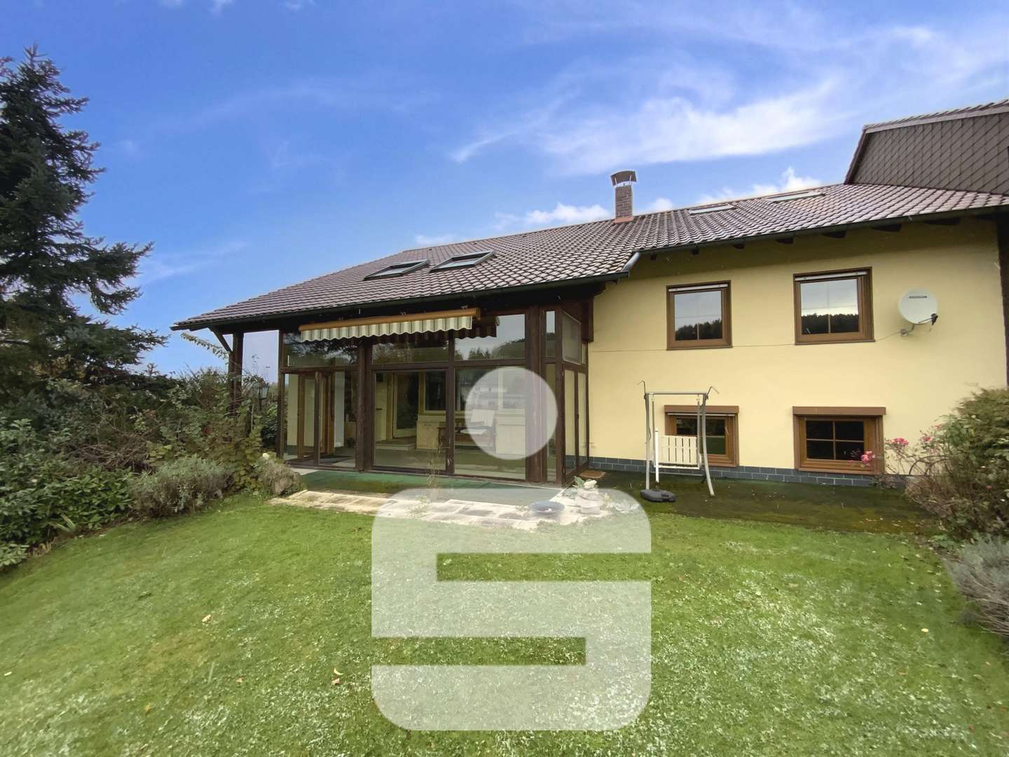 Haus mit Wintergarten - Einfamilienhaus in 92526 Oberviechtach mit 188m² kaufen