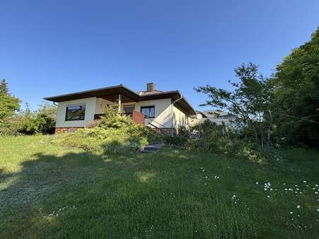Garten und Wohnhaus - Einfamilienhaus in 92442 Wackersdorf mit 96m² kaufen