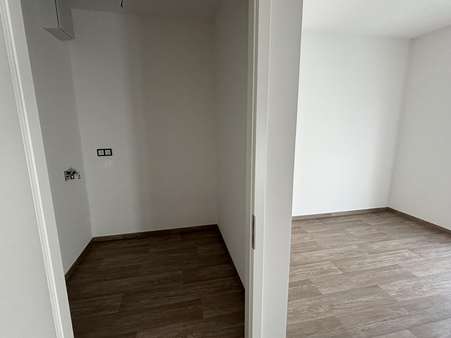Abstellraum - Etagenwohnung in 92421 Schwandorf mit 47m² mieten