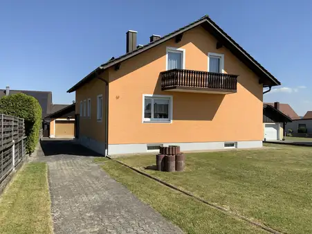 Familien aufgepasst - Wohnhaus mit Ausbaupotential!