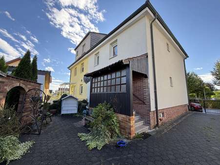 Außenansicht Außenansicht - Doppelhaushälfte in 92421 Schwandorf mit 100m² kaufen