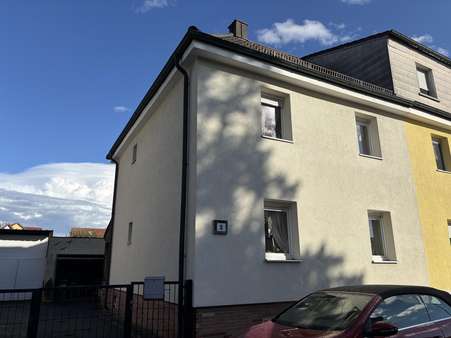 Ansicht Ansicht - Doppelhaushälfte in 92421 Schwandorf mit 100m² kaufen