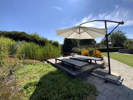 Liegebereich am Teich - Einfamilienhaus in 92507 Nabburg mit 330m² kaufen
