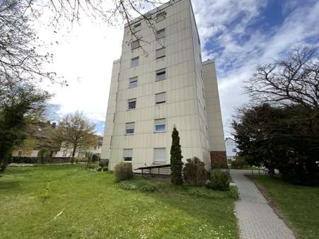 Ansicht von Osten - Etagenwohnung in 92421 Schwandorf mit 51m² kaufen