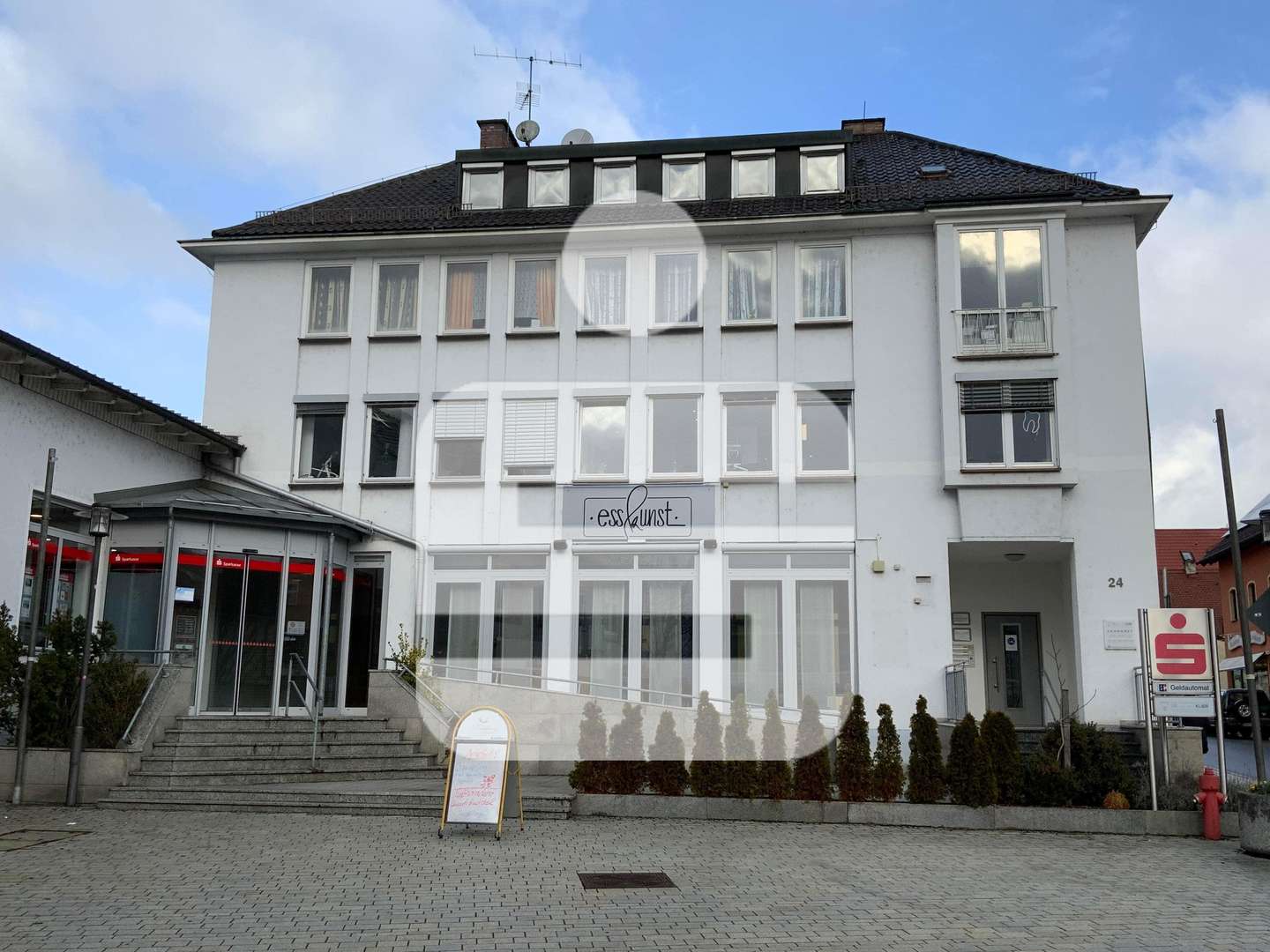 Frontansicht - Büro in 92521 Schwarzenfeld mit 172m² mieten