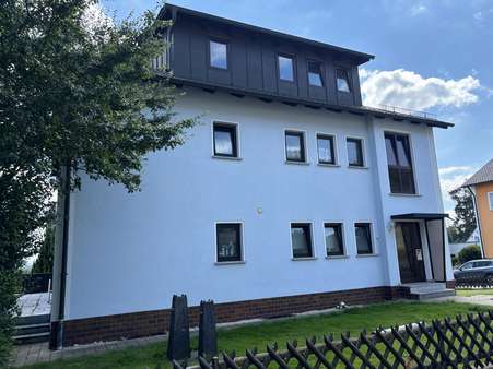 Außenansicht - Zweifamilienhaus in 92421 Schwandorf mit 250m² kaufen