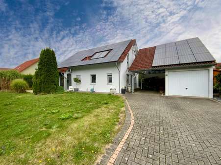 Wohnhaus und Garage - Einfamilienhaus in 92546 Schmidgaden mit 133m² kaufen