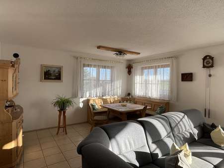 Essen EG - Zweifamilienhaus in 93309 Kelheim mit 238m² kaufen