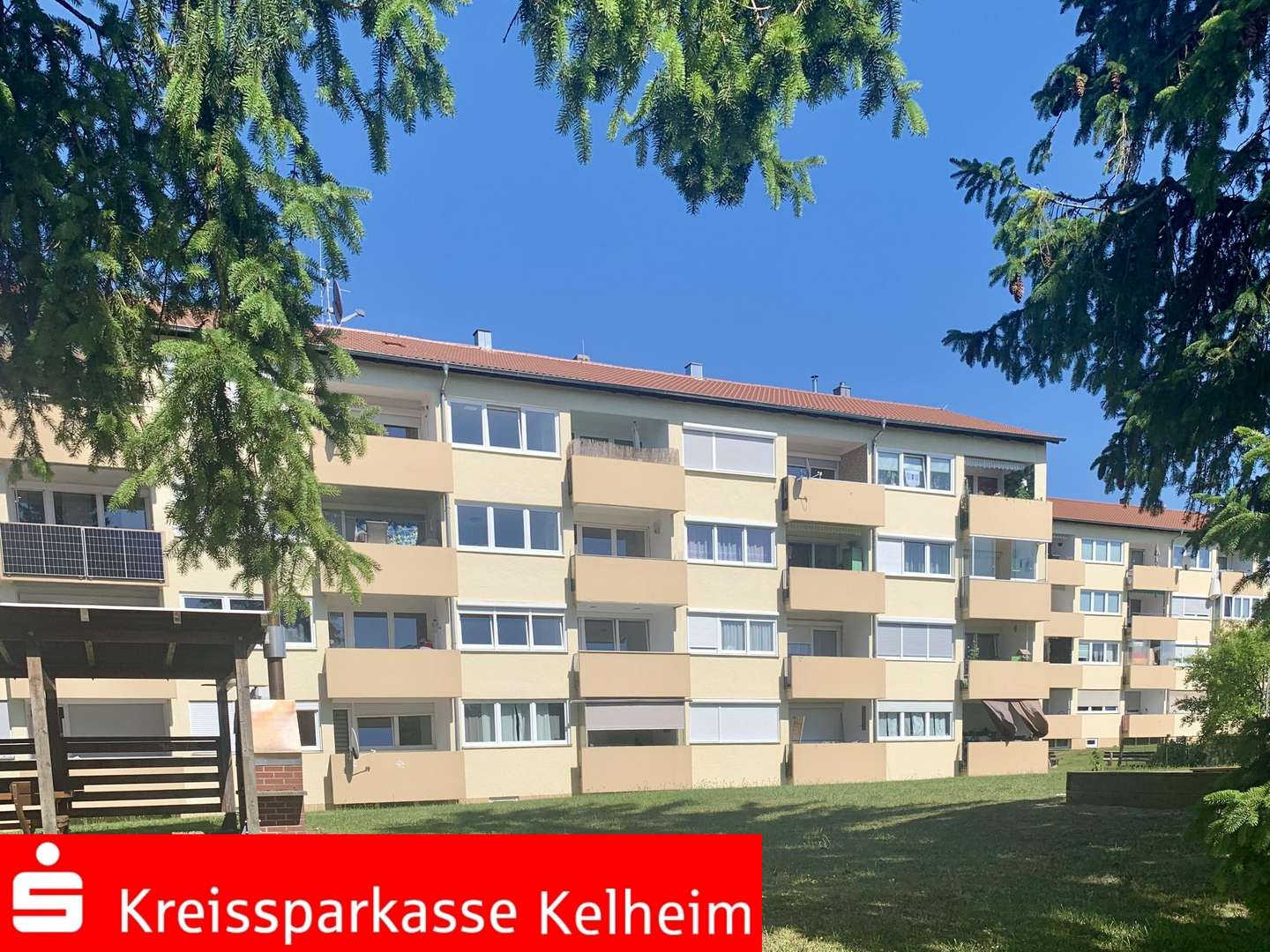 Außenansicht Außenansicht - Etagenwohnung in 93336 Altmannstein mit 65m² kaufen