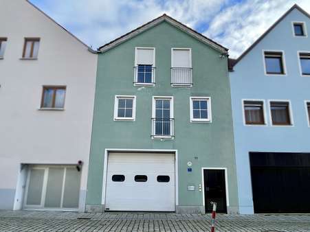Außenansicht - Zweifamilienhaus in 93309 Kelheim mit 146m² kaufen