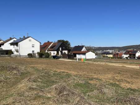 Ostansicht - Grundstück in 93309 Kelheim mit 557m² kaufen