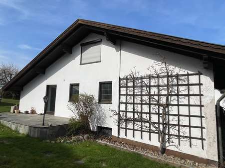 Terrasse Einliegerwohung - Zweifamilienhaus in 84104 Rudelzhausen mit 280m² kaufen
