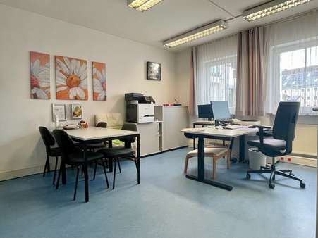 Büro im EG - Mehrfamilienhaus in 84048 Mainburg mit 270m² kaufen