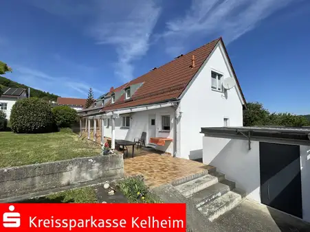 Gepflegte Doppelhaushälfte in Kelheim-Affecking