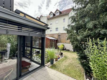 Blick in den Garten Blick in den Garten - Reiheneckhaus in 93309 Kelheim mit 115m² kaufen