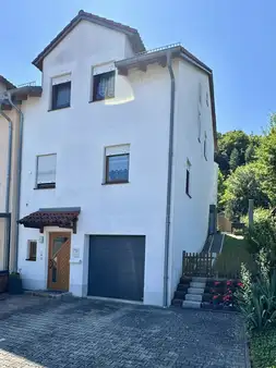 Gepflegtes Reiheneckhaus in Kelheim-Hohenpfahl - Wohlfühlhaus!