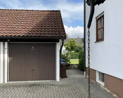 Wohnung in Neustadt mit Terrasse, Garten und großzügigem Grundriss
