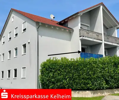 Neuwertige 4-Zimmer-Wohnung in Neustadt/Do.-Mauern                                          