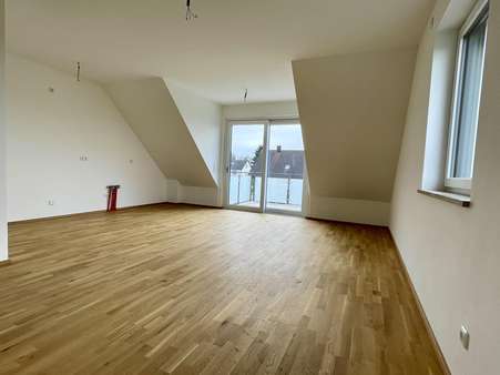 Kochen/Wohnen/Schlafen - Dachgeschosswohnung in 93333 Neustadt mit 54m² kaufen