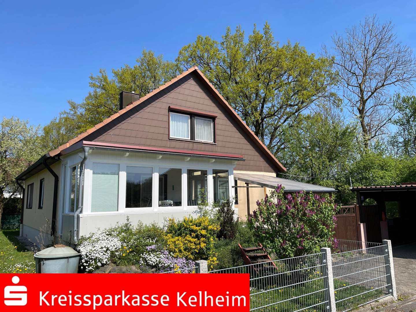 Außenansicht Außenansicht - Einfamilienhaus in 93354 Siegenburg mit 145m² kaufen