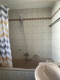 Bad - Etagenwohnung in 85055 Ingolstadt mit 55m² kaufen