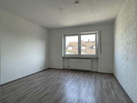 Schlafzimmer - Etagenwohnung in 93326 Abensberg mit 84m² kaufen