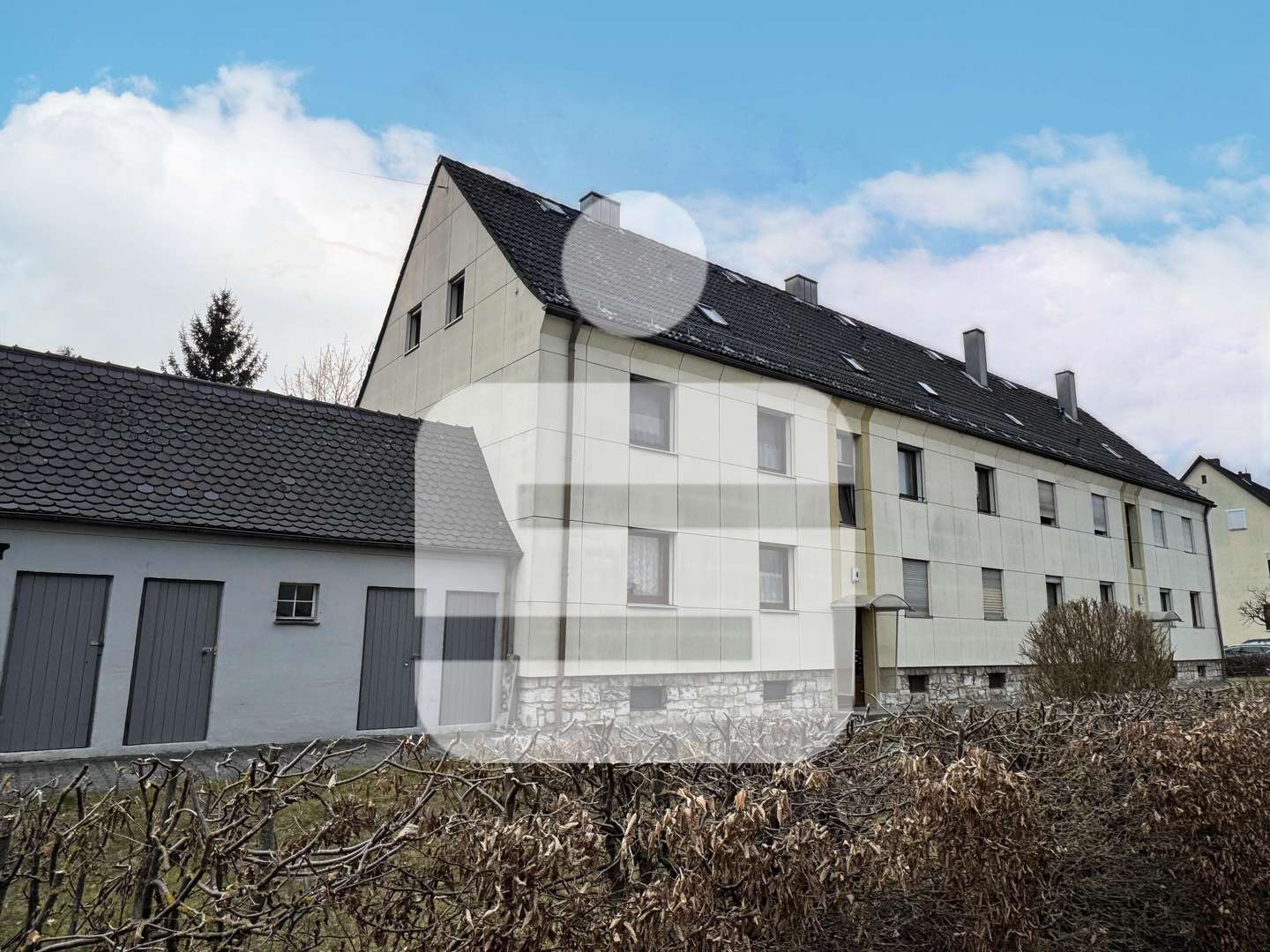 Außenansicht - Erdgeschosswohnung in 92237 Sulzbach-Rosenberg mit 39m² kaufen