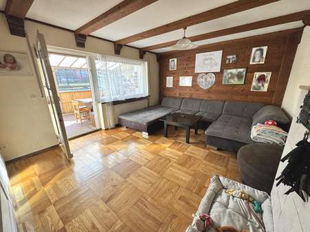 Wohnzimmer - Einfamilienhaus in 91249 Weigendorf mit 135m² kaufen