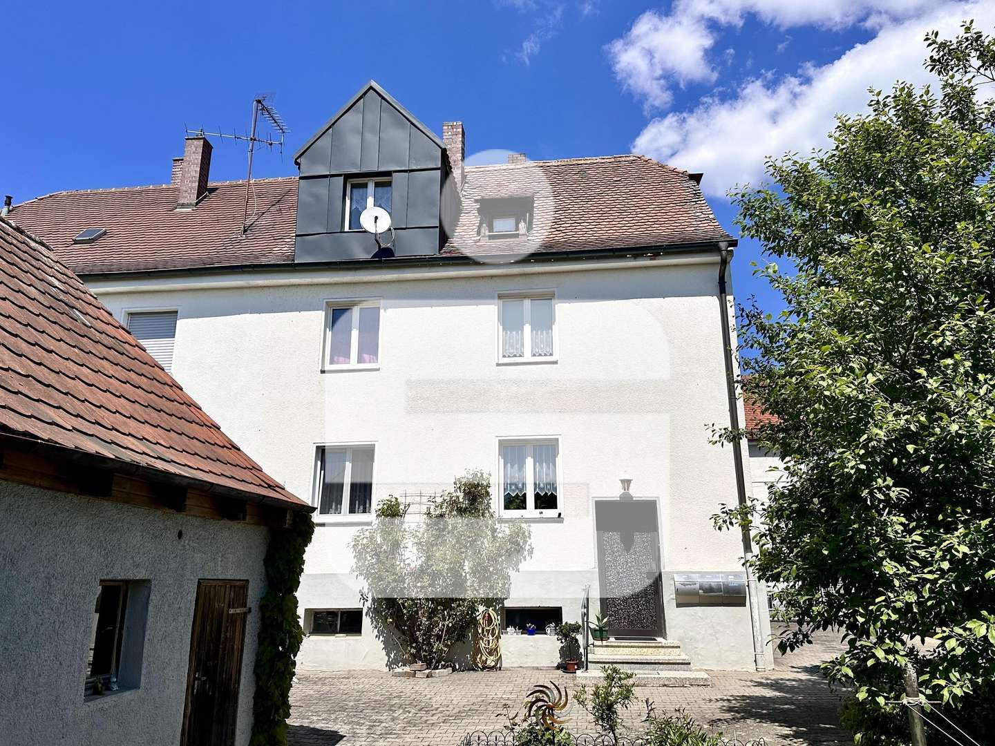 Außenansicht Außenansicht - Mehrfamilienhaus in 92224 Amberg mit 140m² kaufen