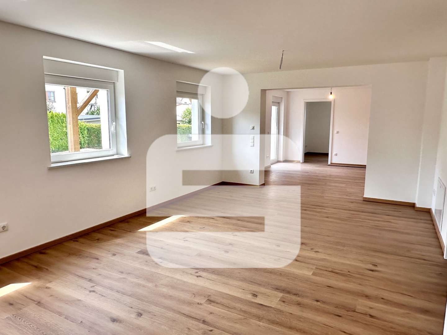 Wohnzimmer - Etagenwohnung in 92224 Amberg mit 106m² kaufen