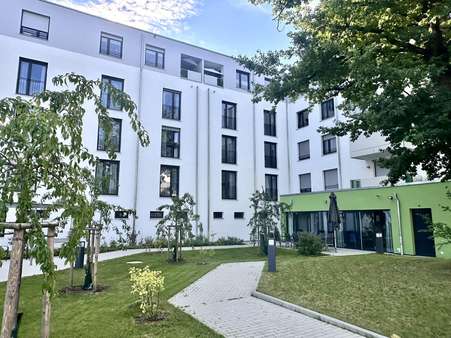 Garten und Terrasse - Wohnung in 92224 Amberg mit 80m² mieten