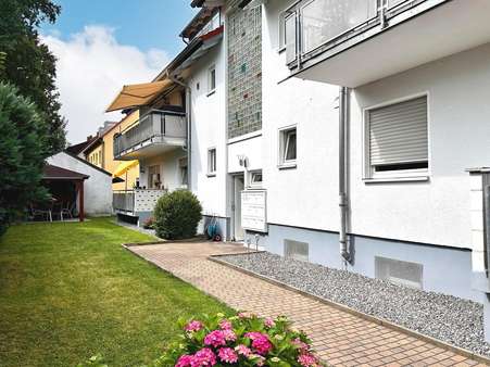 Eingangsbereich - Etagenwohnung in 92224 Amberg mit 98m² kaufen