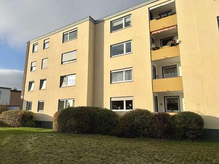 Rückansicht - Etagenwohnung in 92224 Amberg mit 87m² kaufen